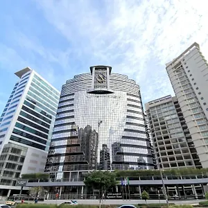 Signature 1 Tecom Emirati Arabi Uniti