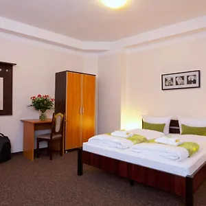 Hotel Lebensquelle Am Checkpoint Charlie, Berlino