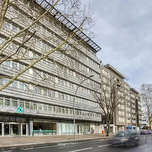 3* Otel Titanic Comfort Kurfuerstendamm