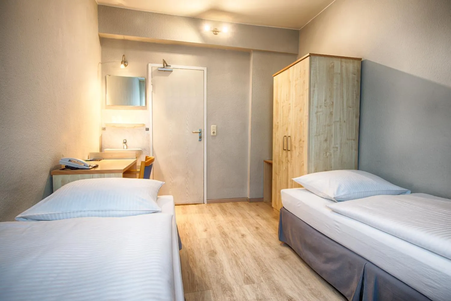 Enjoy Hostel Berlin City West